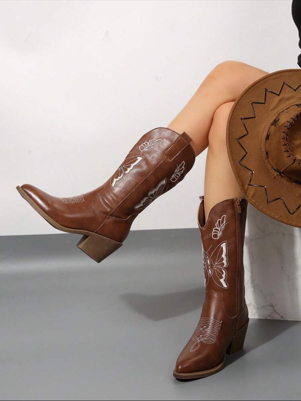 Women’s Tan Western Boots with Embroidered Detail
